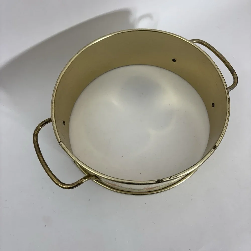 Corning Ware Forever Yours Metal Base Holder For Pyrex Pink Hearts 2Qt Casserole
